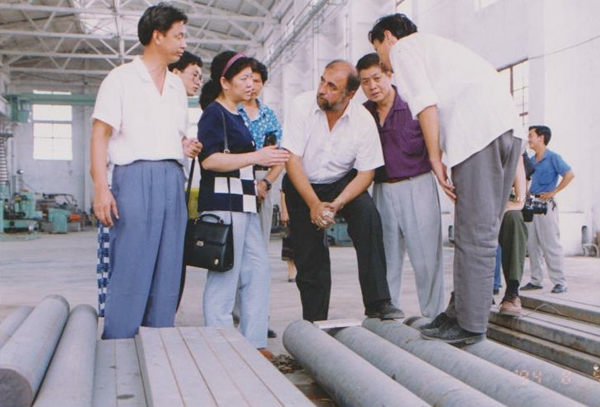 （1）1994年8月9日，向加拿大客商介紹產(chǎn)品_副本